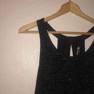 Workout tank top